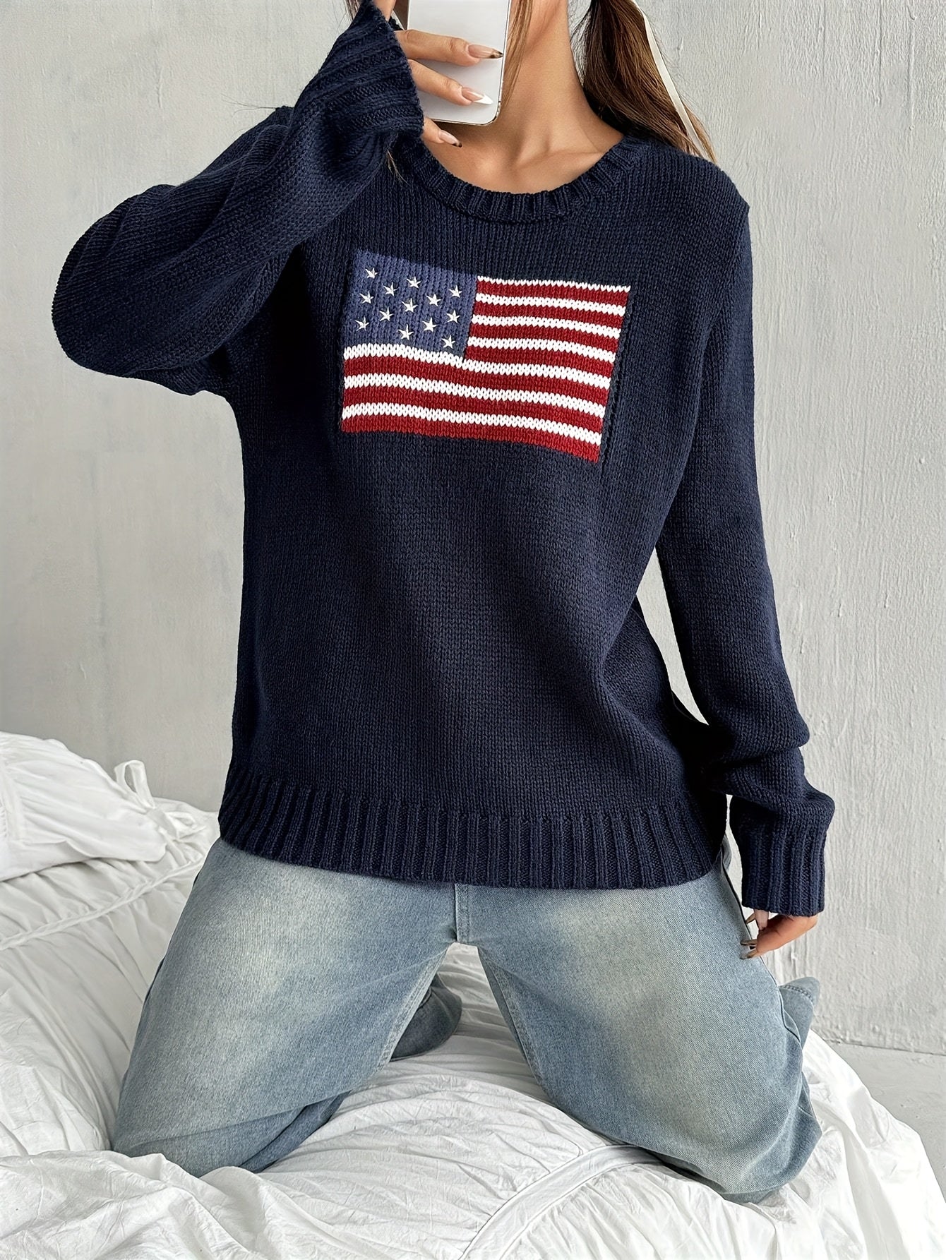 [American Flag Sweater] Elegant American Flag Sweater | Women's Geometric Pattern Round Neck Long Sleeve - Red White & Blue Casual, All-Season Comfort, Hand Wash/Dry Clean, Everyday Comfort, Versatile Fashion, Comfortable Fit