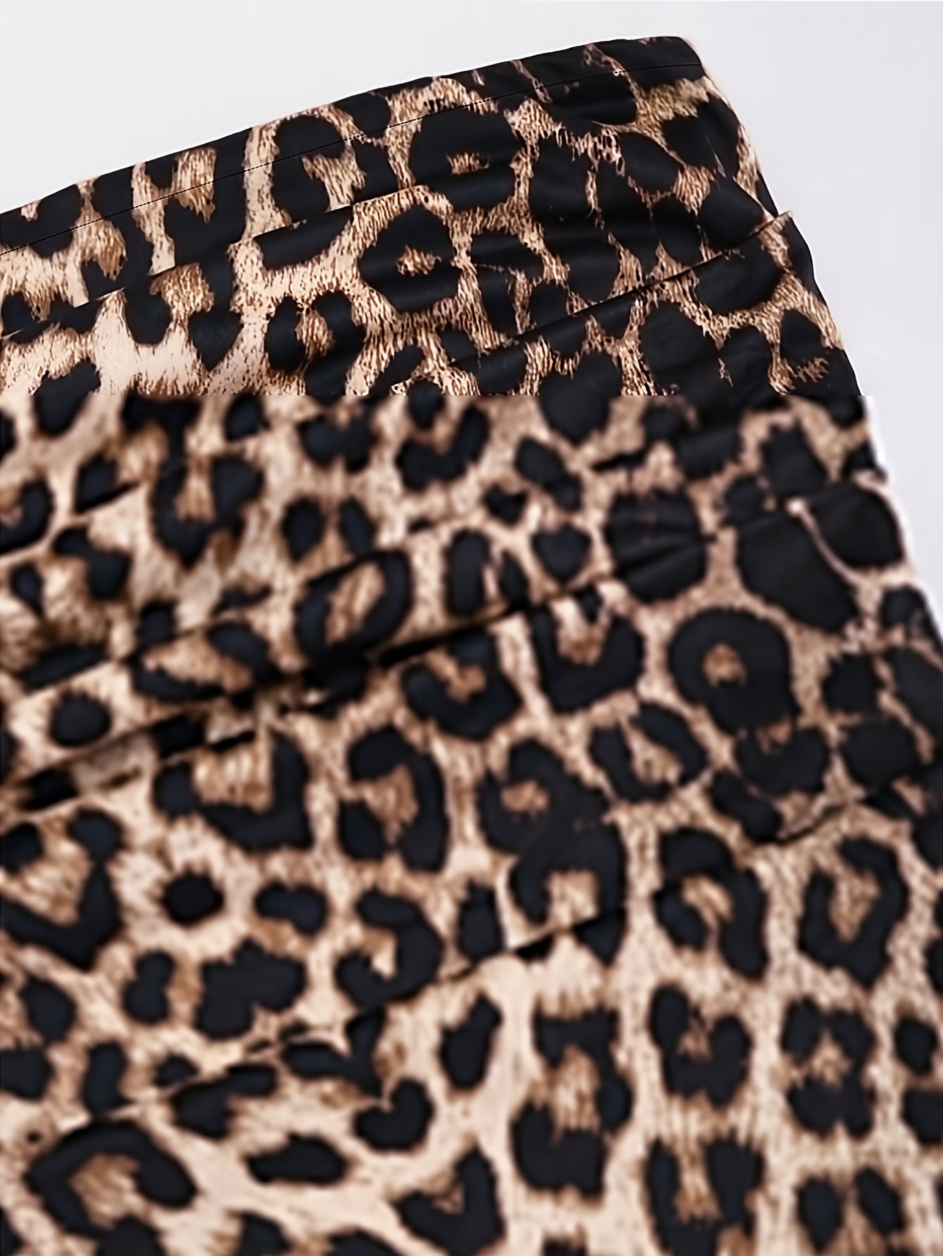 Y60 Elegant Y2K Strapless Crop Top with Leopard Print & Asymmetrical Ruffled Hem - Breathable Stretchy Summer Shirt for Parties, Concerts, Dates & Casual Outfits, Concert Clothing, Party Attire, Comfortable Fit, Machine Washable