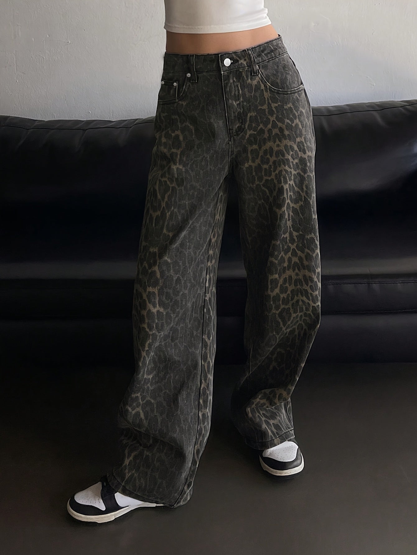 NVFelix Women's Leopard Print Straight Leg Pants - Non-Stretch Fabric, Button Closure & Built-In Zipper, Y2K Retro Streetwear Style with Pockets, All-Season Casual Trousers, Leopard Print Leggings, Highquality Fabric