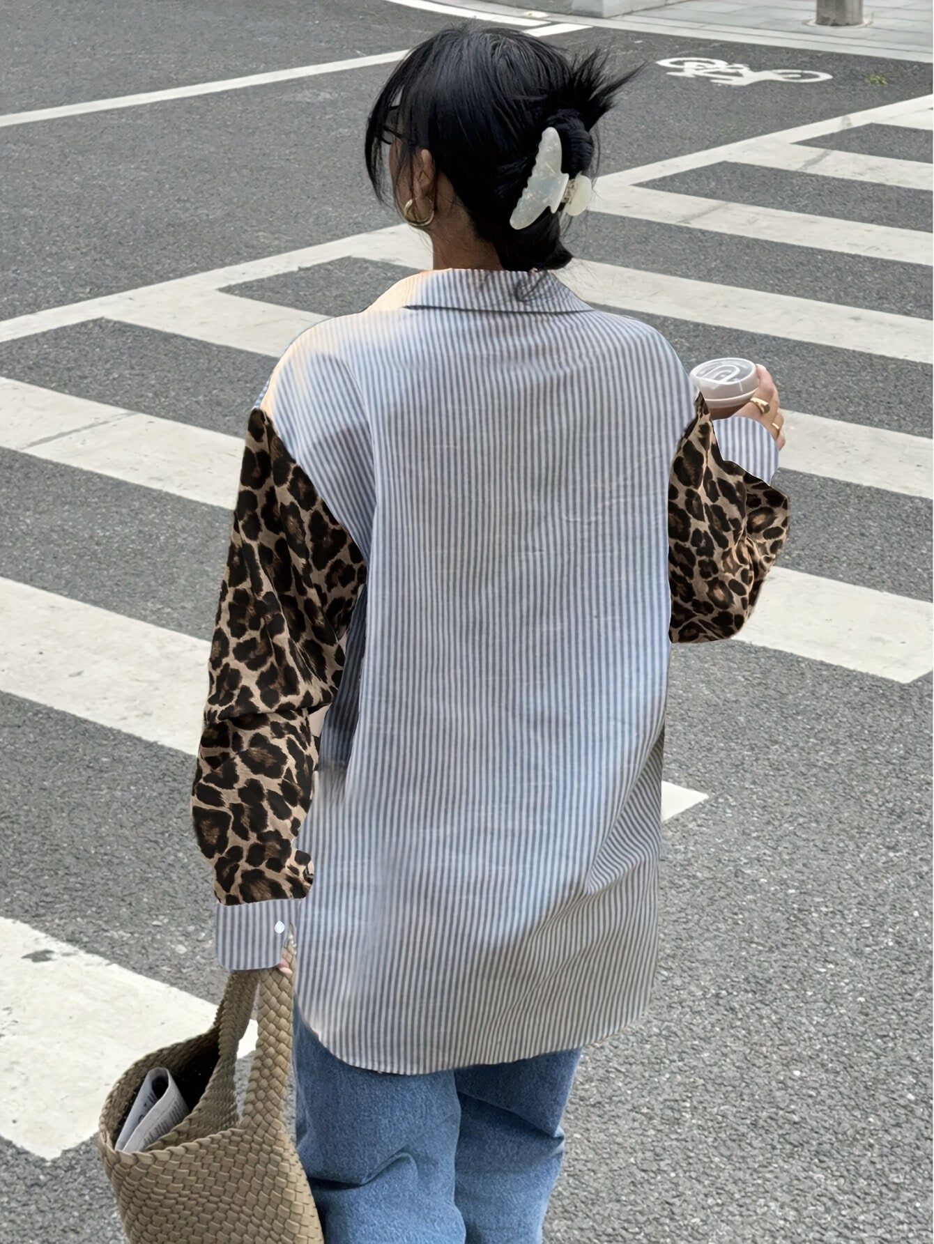 Women'S Casual Blouse with Leopard Patchwork And Striped Long Sleeves, Simple Retro Style for Fall.